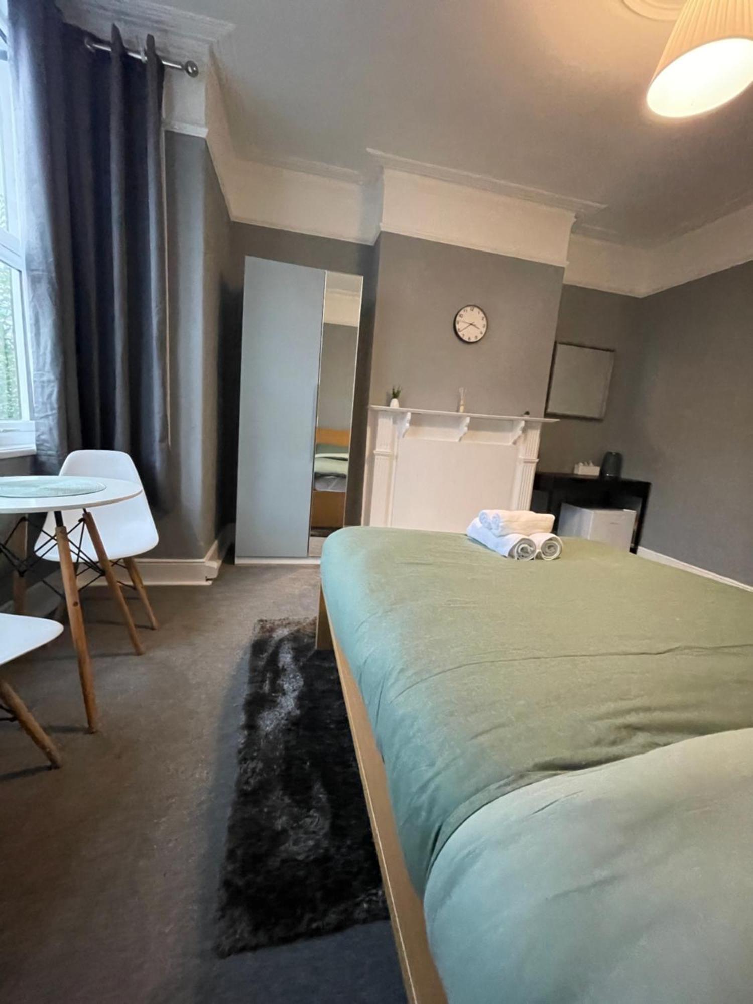 Cosy Double Rooms A Stones Throw From Wembley Stadium لندن المظهر الخارجي الصورة